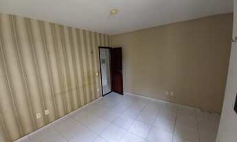 Imagem 3: Vendo ótima casa por trás avenida Maria Lacerda