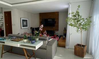 Imagem: Casa de alto padrão com 4 suítes, em condomínio