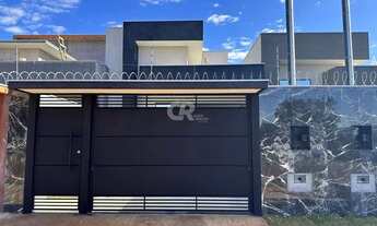 Imagem 2: Casa à Venda com 3 quartos, 2 banheiros sendo 1 suíte por R$ 400.000