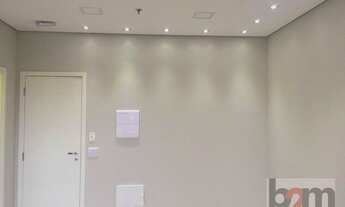 Imagem 5: Sala comercial recém reformada e pronta para utilização