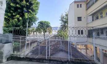 Imagem: Casa de rua - Linear / Residencial / Andaraí