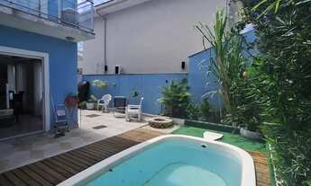 Imagem 5: Vendo casa em condomínio na Granja dos Cavaleiros com 4 quartos ( 3suítes