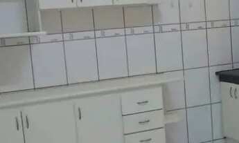 Imagem 2: Sobrado para aluguel possui 110 metros quadrados com 2 quartos