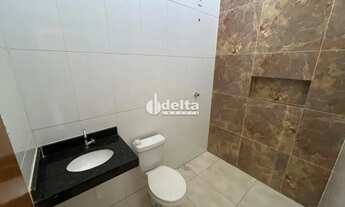 Imagem 13: Sobrado disponível para venda no bairro venda em Uberlândia-MG