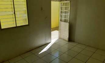 Imagem 2: Alugo casa na rua parana, 369 casa 1 jardim Brasil 1 com 03 quartos
