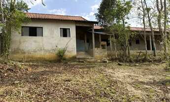 Imagem 2: Fazenda/Sítio/Chácara para venda possui 215 metros quadrados com 3 quartos