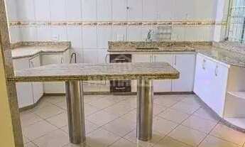 Imagem 3: Casa com 105m , 2 quartos e 1 vaga no bairro Santa Monica, Belo Horizonte