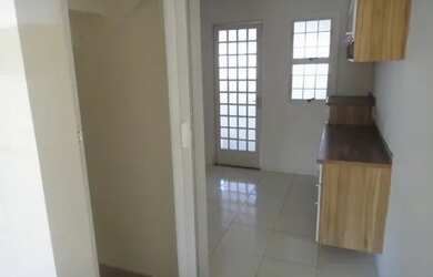 Imagem 2: Casa modelo Carolina de canto com 2 quartos para aluguel em Villa Flora - Sumaré - SP