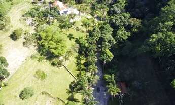 Imagem 4: Terreno gigante 1400m², com benfeitoria de uma casa simples
