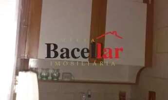 Imagem 5: Kitnet/Conjugado - / Residencial / Glória