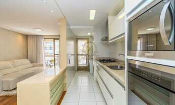 Imagem 6: Apartamento mobiliado à venda no Champagnat com 69 m², 2 quartos e sacada com churrasqueir