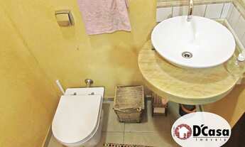 Imagem 4: Belíssimo sobrado à venda com 4 quartos e espaço gourmet com piscina, no Taubaté Village