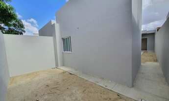 Imagem 4: Casa para venda possui 100 metros quadrados com 3 quartos em Aracapé - Fortaleza - CE