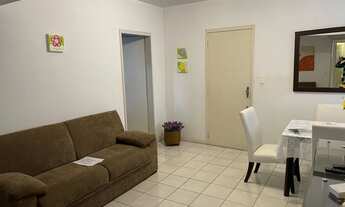 Imagem 7: MORE EM FRENTE ao Clube ''PAULA RAMOS'' - Florianópolis - SC