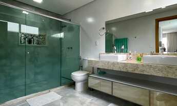 Imagem 6: Casa para venda com 300 metros quadrados com 5 quartos em Alphaville Litoral Norte 1