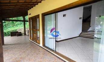 Imagem: Excelente casa com 4 dormitórios à venda