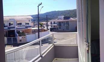 Imagem 2: Sobrado de 03 dorm em São José-SC