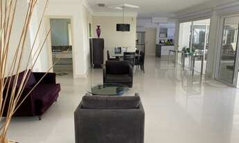 Imagem 4: Casa para aluguel e venda possui 1000 metros quadrados com 4 quartos.