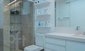 Imagem 3: OSCAR FREIRE - AO LADO DO METRO