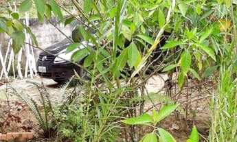 Imagem 4: Fazenda/Sítio/Chácara para venda possui 2700 metros quadrados com 2 quartos