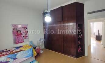 Imagem 4: Apartamento à venda na Avenida Atlântica , frontal mar, 4 quartos um sendo suíte ,elevador