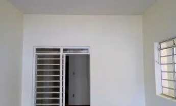 Imagem 2: CASA - CENTRO Casa com 3 dormitórios