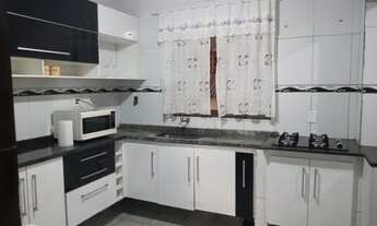 Imagem: Aluga se quarto individual para mulheres