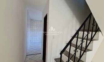 Imagem 5: Casa Duplex de esquina - 2 quartos quintal