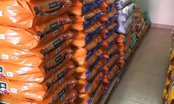 Imagem 2: Vendo casa de ração