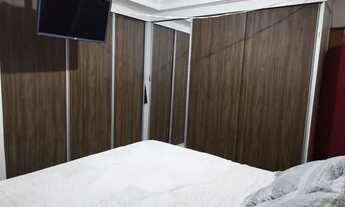 Imagem: Imóvel rico em armários e amplo espaço