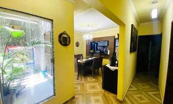 Imagem 6: Térrea para venda possui 165 metros quadrados com 3 quartos