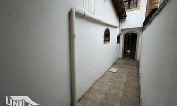 Imagem: Casa à venda no bairro Vila Rica