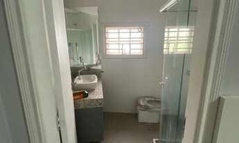 Imagem 7: Ótima casa de 223m², 3 dorm., 1 suíte, à venda por R$599.000, no Jd das Flores