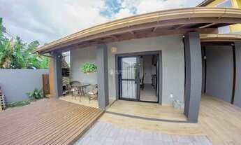 Imagem: FLORIANóPOLIS - Casa Padrão - Campeche