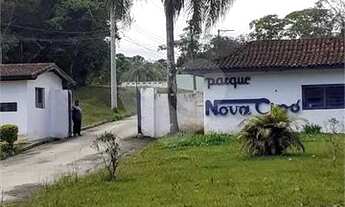 Imagem: Chácara à venda com 03 dormitórios sendo