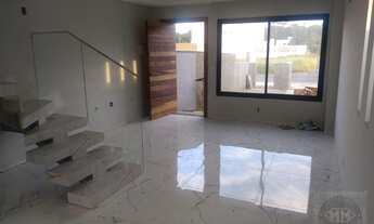 Imagem 4: Belíssima Casa com 2 Suítes em excelente Loteamento nos Ingleses do Rio vermelho