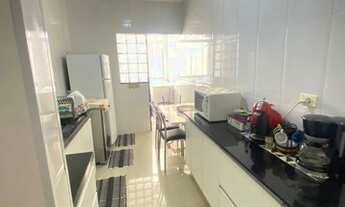 Imagem 5: Apartamento para venda tem 60 metros quadrados com 2 quartos em Itararé - São Vicente - SP