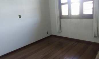 Imagem 5: Casa a venda com 04 quartos, suite, varanda e quintal, no centro de Santa Luzia