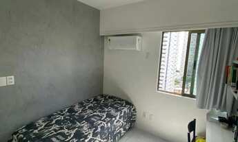 Imagem 4: Lindo imóvel refomado e andar alto com vista mar em Setúbal