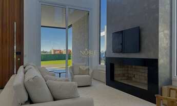 Imagem 6: Casa nova e mobiliada com 3 suítes, piscina e fundos para o lago Reserva das Á