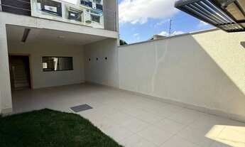 Imagem: Sobrado 3 suites, 165 m², prox. Condominio