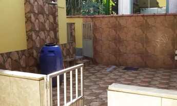 Imagem 2: Casa para Venda em Duque de Caxias, Centro, 2 dormitórios, 1 banheiro