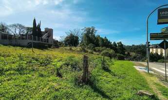 Imagem: Terreno Padrão com 3 Dormitorio(s) localizado(a)