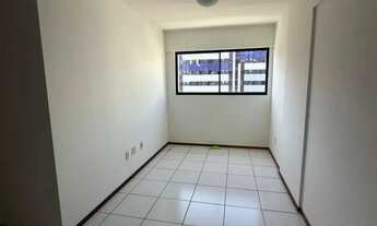 Imagem 5: 02 quartos sendo 01 suíte, móveis fixos, na Ponta Verde