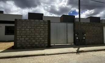 Imagem 2: Casa de 2/4 disponível para aluguel no Jardim Europa