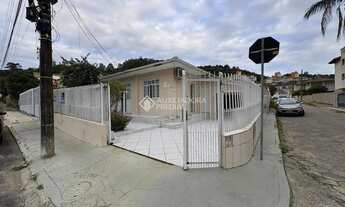 Imagem 4: Imóvel para aluguel com 128 metros quadrados com 3 quartos em Saco dos Limões - Florianópo