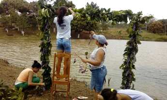 Imagem: Troca-se colonia em Casa em Rio Branco