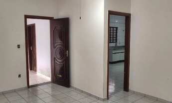 Imagem 2: Casa para venda no Parque São Domingos em Pindamonhangaba-SP