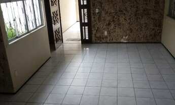 Imagem 2: ESPAÇO POR UM PREÇO ACESSÍVEL: Casa Duplex 4 quartos na Parquelândia