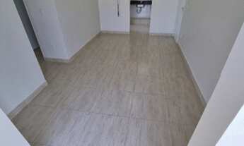 Imagem 2: QN 120 otimo local, 3 quartos, 1 vaga ao lado do metrô!